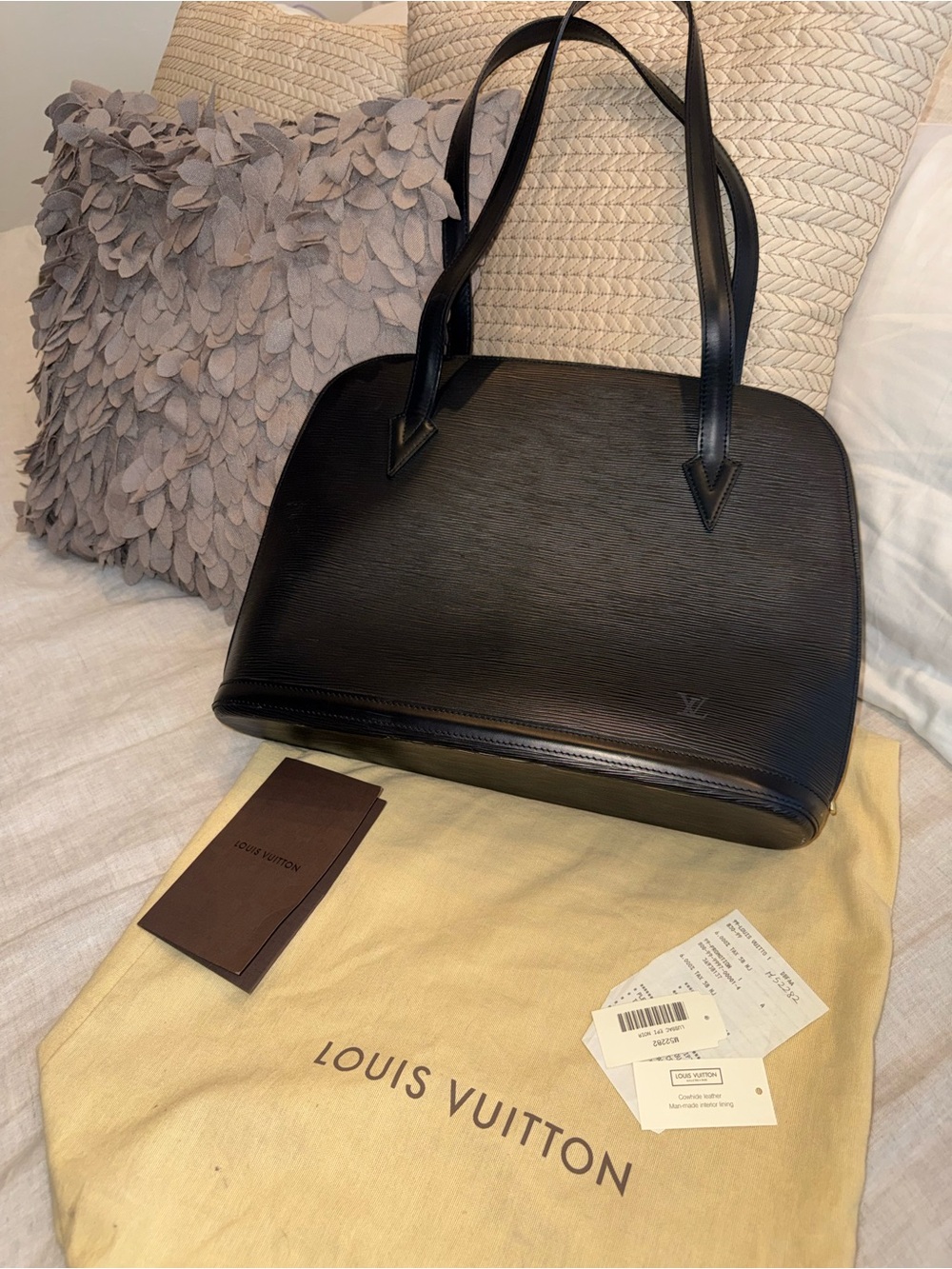 Louis Vuitton Black Epi Leather Shoulder Bag